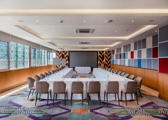 Aura Suites